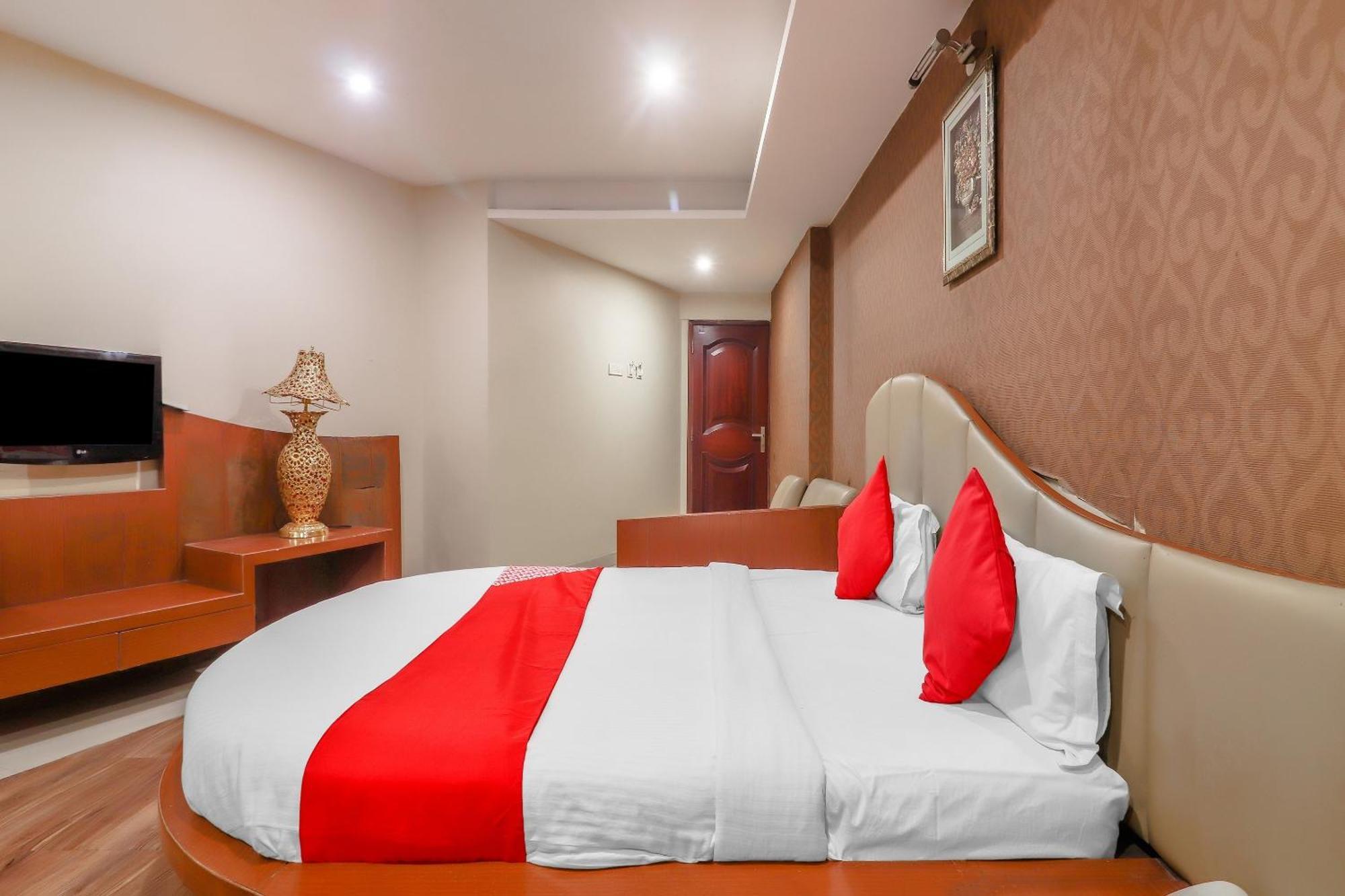 Hotel O Grandeur By Orbit Hotels Near Chennai Shopping Mall Hyderabad Exterior foto