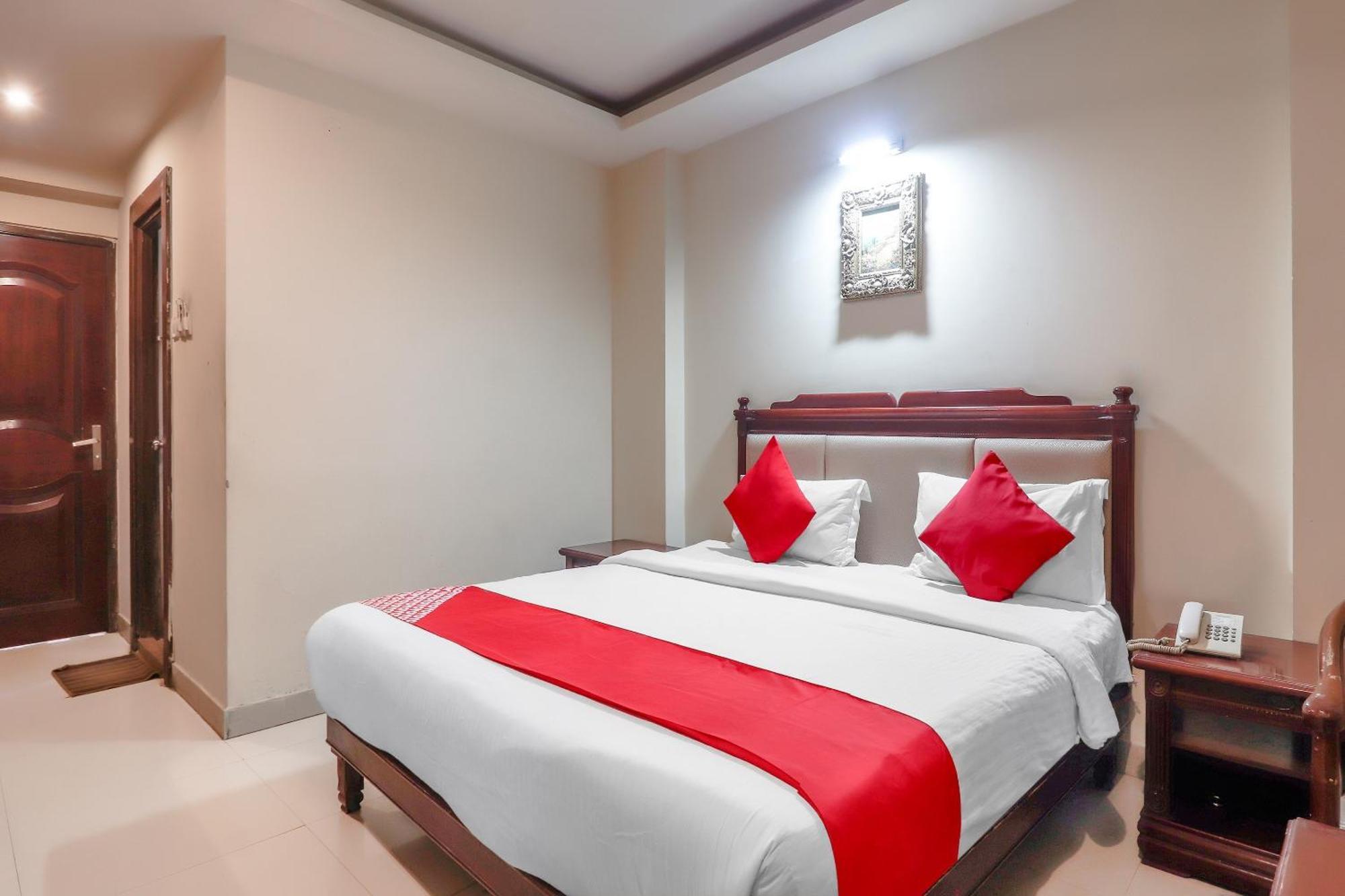 Hotel O Grandeur By Orbit Hotels Near Chennai Shopping Mall Hyderabad Exterior foto