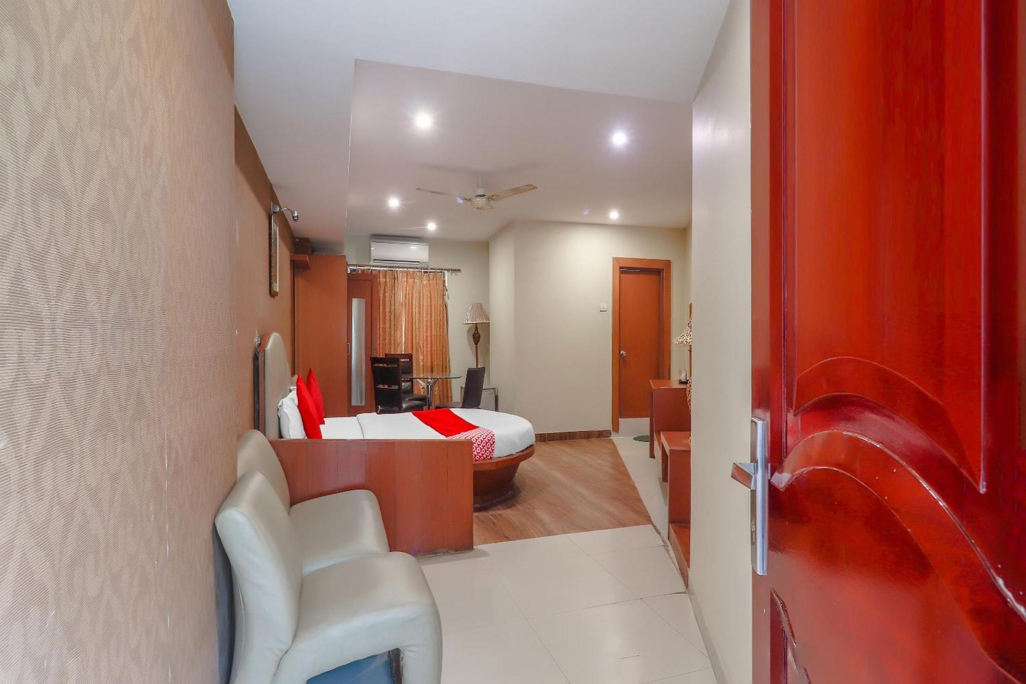 Hotel O Grandeur By Orbit Hotels Near Chennai Shopping Mall Hyderabad Exterior foto